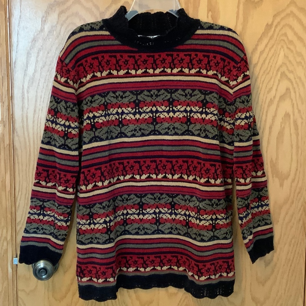 Segue - Vintage Velour Sweater With Lace Collar, Cuffs & Hem